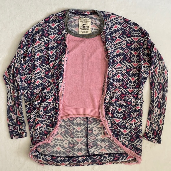 Painted Oyster | Geometric Pattern Knit Top Blue/Pink/White (S/M) - Picture 1 of 15